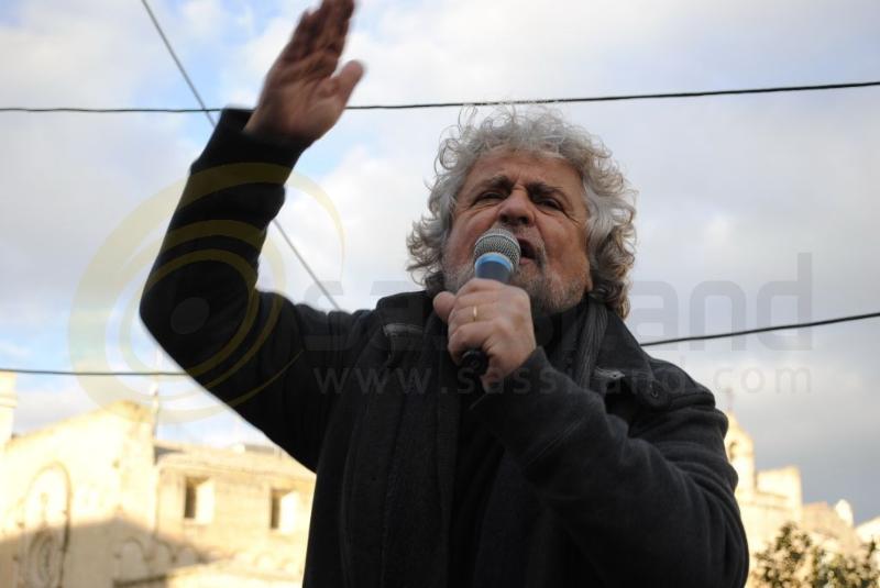 Beppe Grillo a Matera - 22 dicembre 2012 (foto SassiLand)