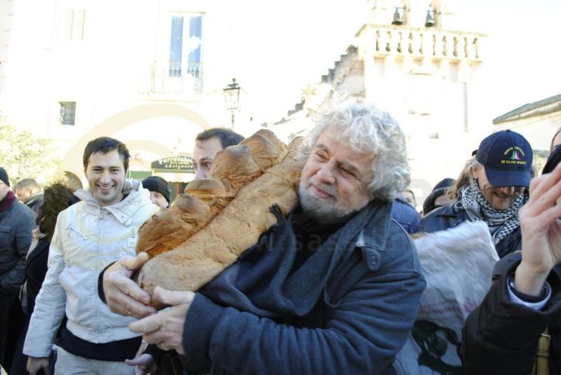 Beppe Grillo a Matera - 22 dicembre 2012 (foto SassiLand)