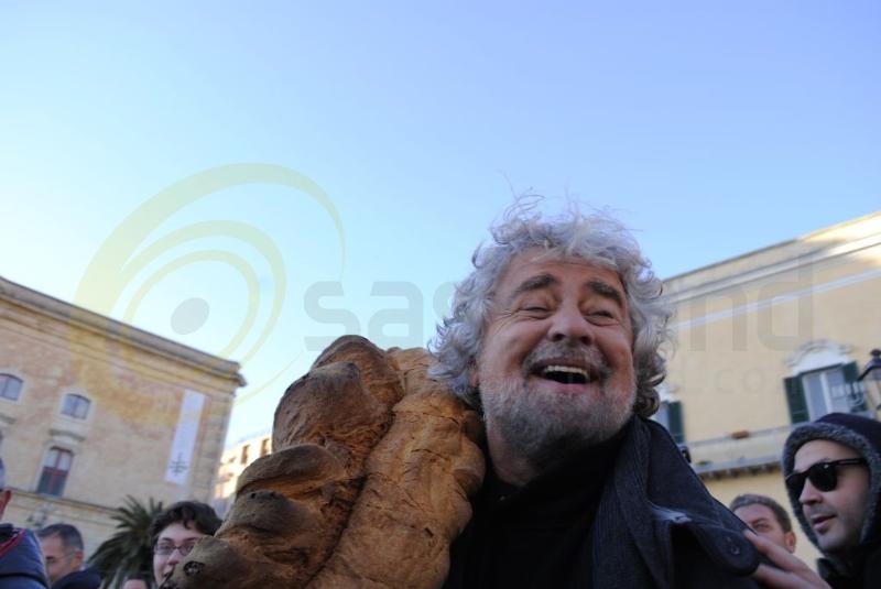 Beppe Grillo a Matera - 22 dicembre 2012 (foto SassiLand)