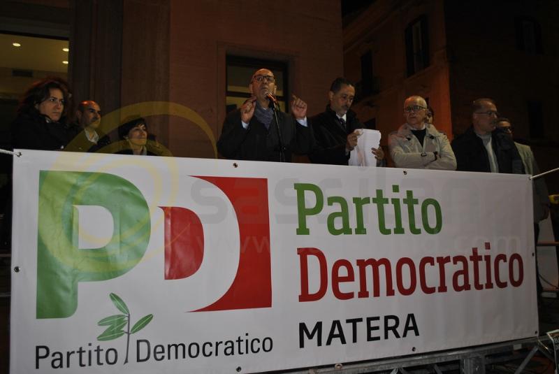 Comizio del PD - 14 novembre 2013 (foto SassiLand)