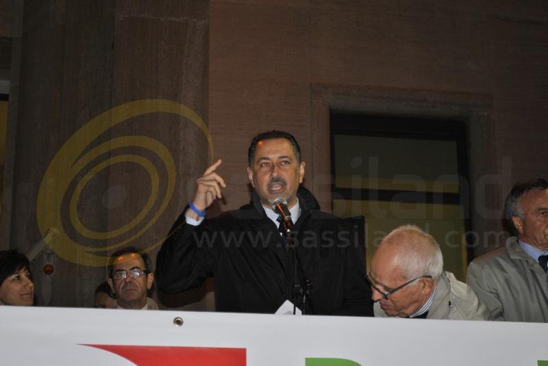 Comizio del PD - 14 novembre 2013 (foto SassiLand)