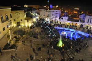 Flash-mob per Matera 2019 in piazza Vittorio Veneto - 28 dicembre 2013 (foto SassiLand) - Matera