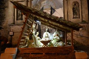 Ultime foto prima dell'incendio del presepe situato davanti al Conservatorio a Matera
