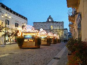 Matera, la magnificenza di Via Ridola e Palazzo Lanfranchi arricchita dai presepi. 4 gennaio 2011.