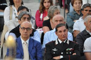 I fedeli e le autorit alla messa delle ore 5