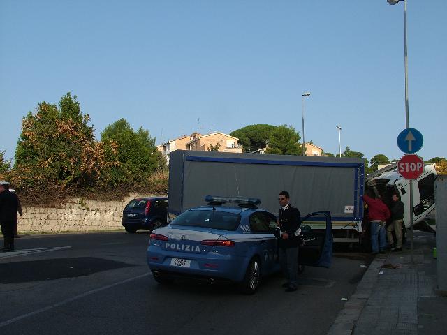 Traffico difficile in Via Lucana (foto martemix)