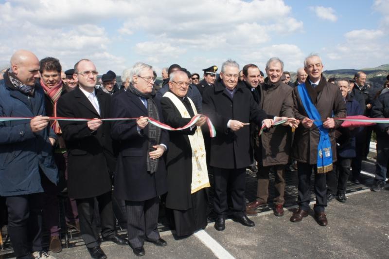 Taglio del nastro della Cavonica - 16 marzo 2013 (foto SassiLand)