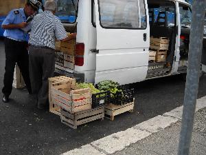 Commercio ambulante abusivo a Matera