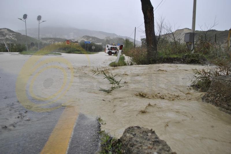 Maltempo Sud Italia - Matera e provincia - 1 dicembre 2013 (foto SassiLand)